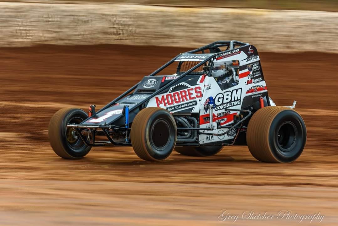 KCK Lubricants wingless sprint car performance engine oil racing engine oil high temperature diff oil